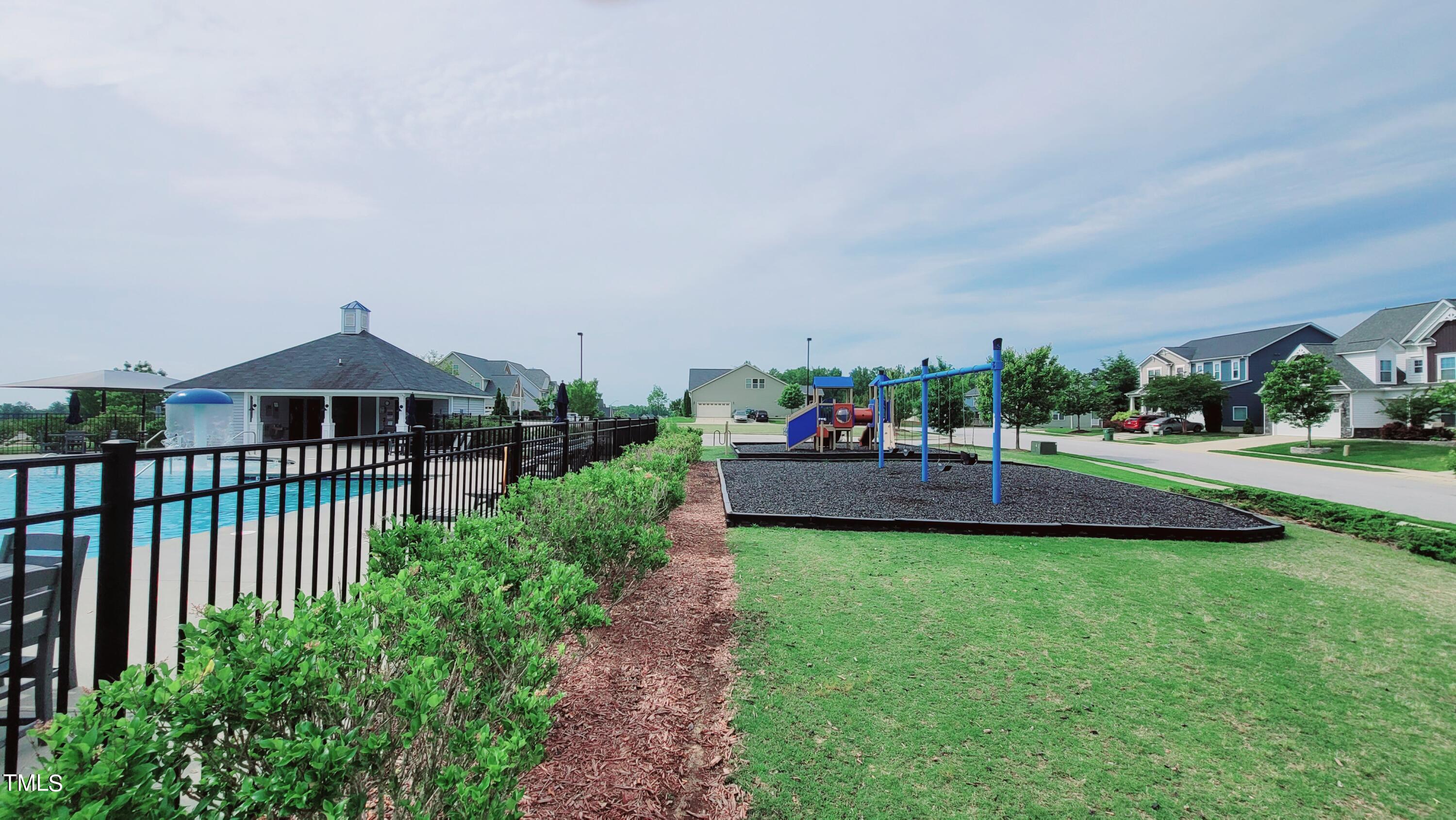 712 Maple Brook Road Fuquay-Varina, NC 27526 - Photo 37 of 38 20240517_101505