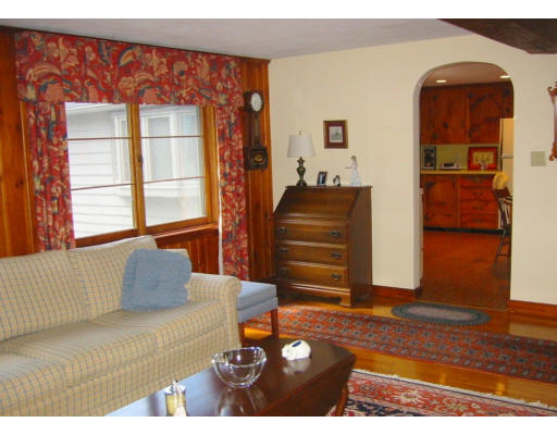 7 Seneca Road Acton, MA 01720 - Photo 3 of 20 Gallery Image 3