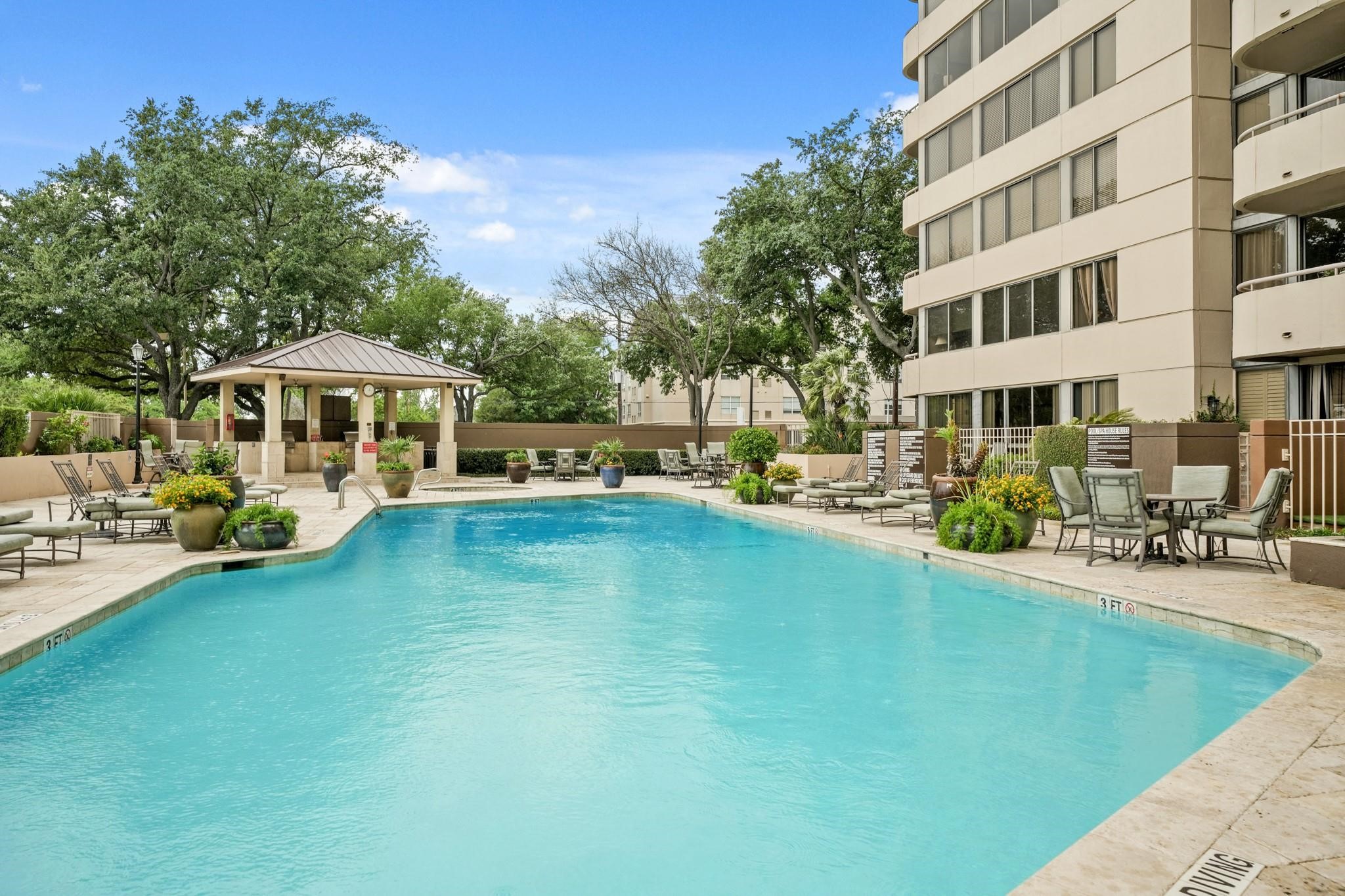 3525 Sage Road, Unit 304 Houston, TX 77056 - Photo 33 of 34
