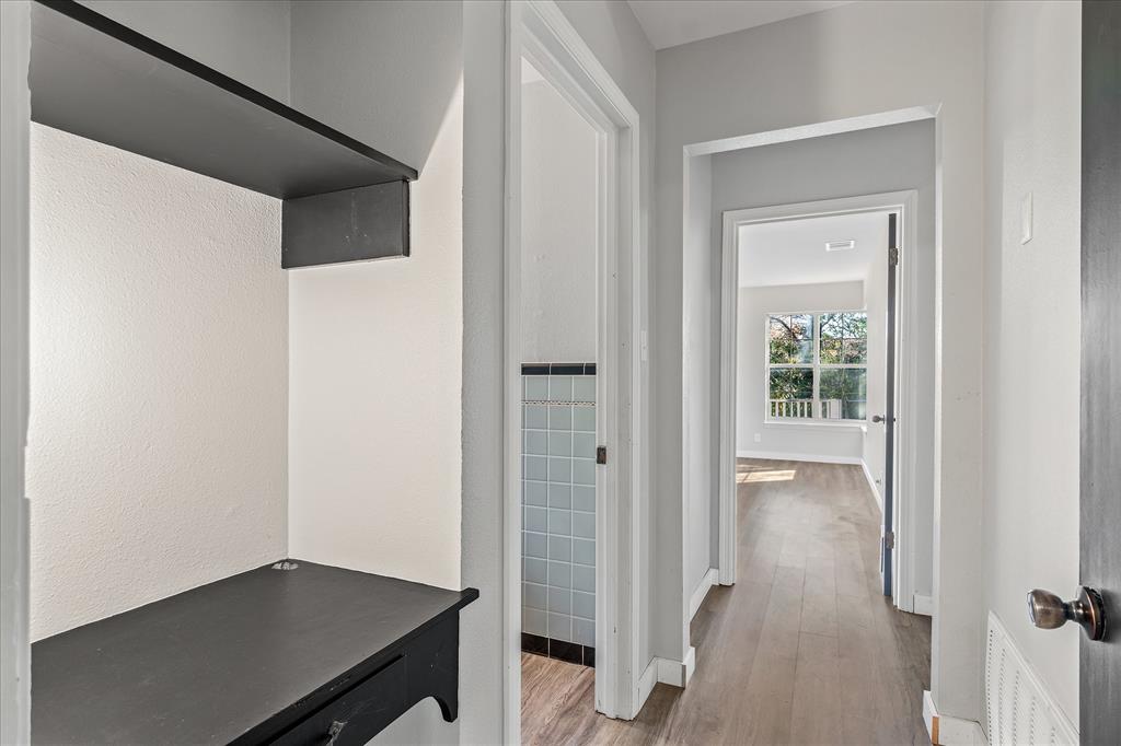 175 East Elm Street Canton, TX 75103 - Photo 14 of 25 wooden floor in a gallery