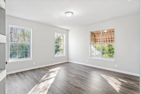 $2,200 | 175 East Elm Street, Canton, TX 75103