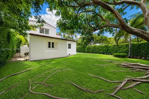 $2,675,000 | 1776 Michigan Avenue, Miami Beach, FL 33139