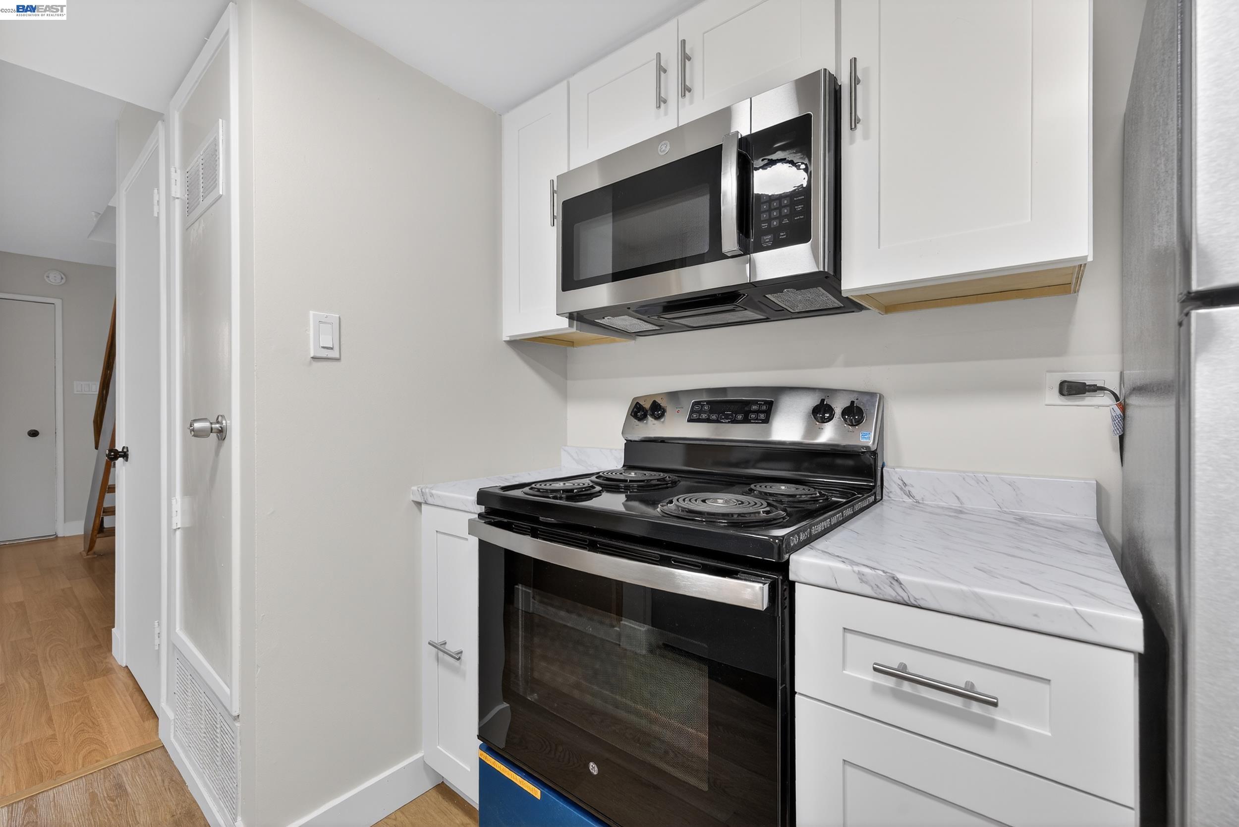5497 Roundtree Drive, Unit D Concord, CA 94521 - Photo 3 of 24