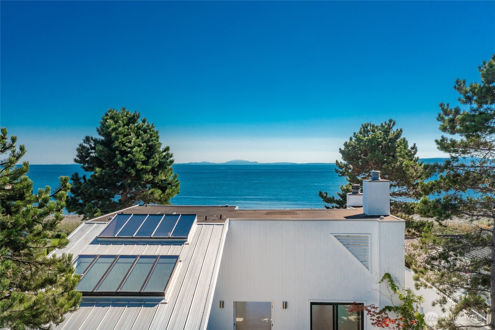 1613 Edwards Drive Point Roberts, WA 98281 - Photo 7 of 38 a view of balcony with wooden floor and a garden