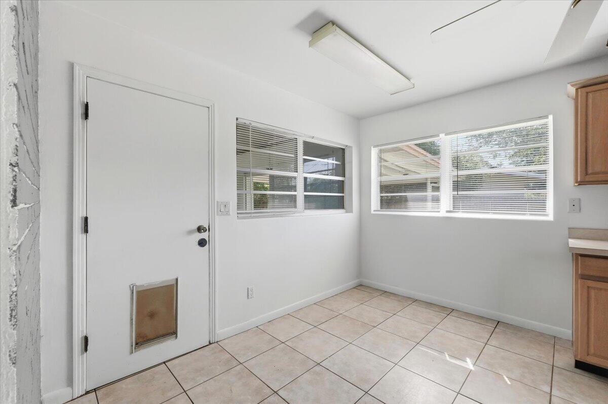 1408 New Jersey Road Lakeland, FL 33803 - Photo 29 of 58 29-Dining Area