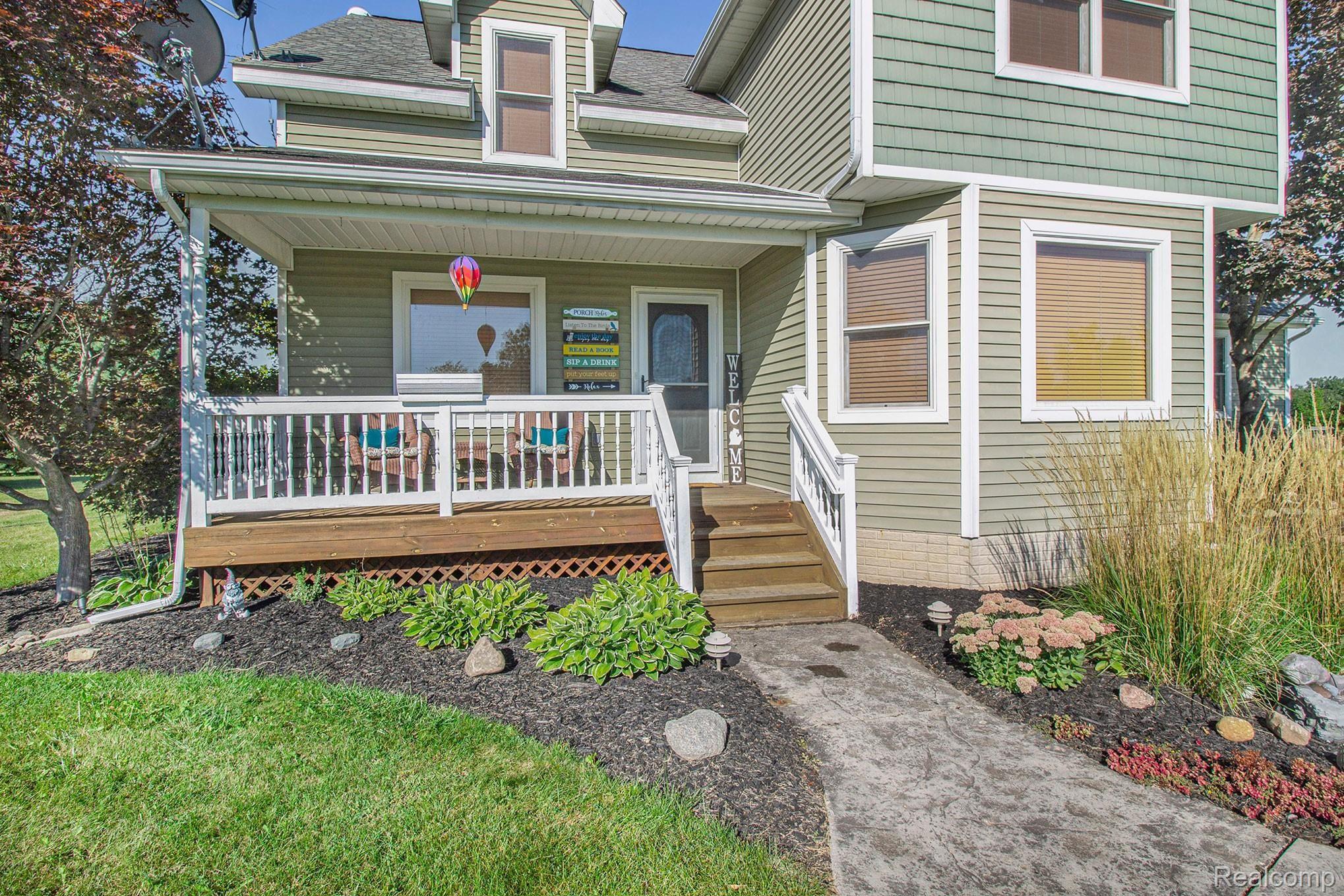 16066 South Duffield Road Byron, MI 48418 - Photo 4 of 41 3.jpg