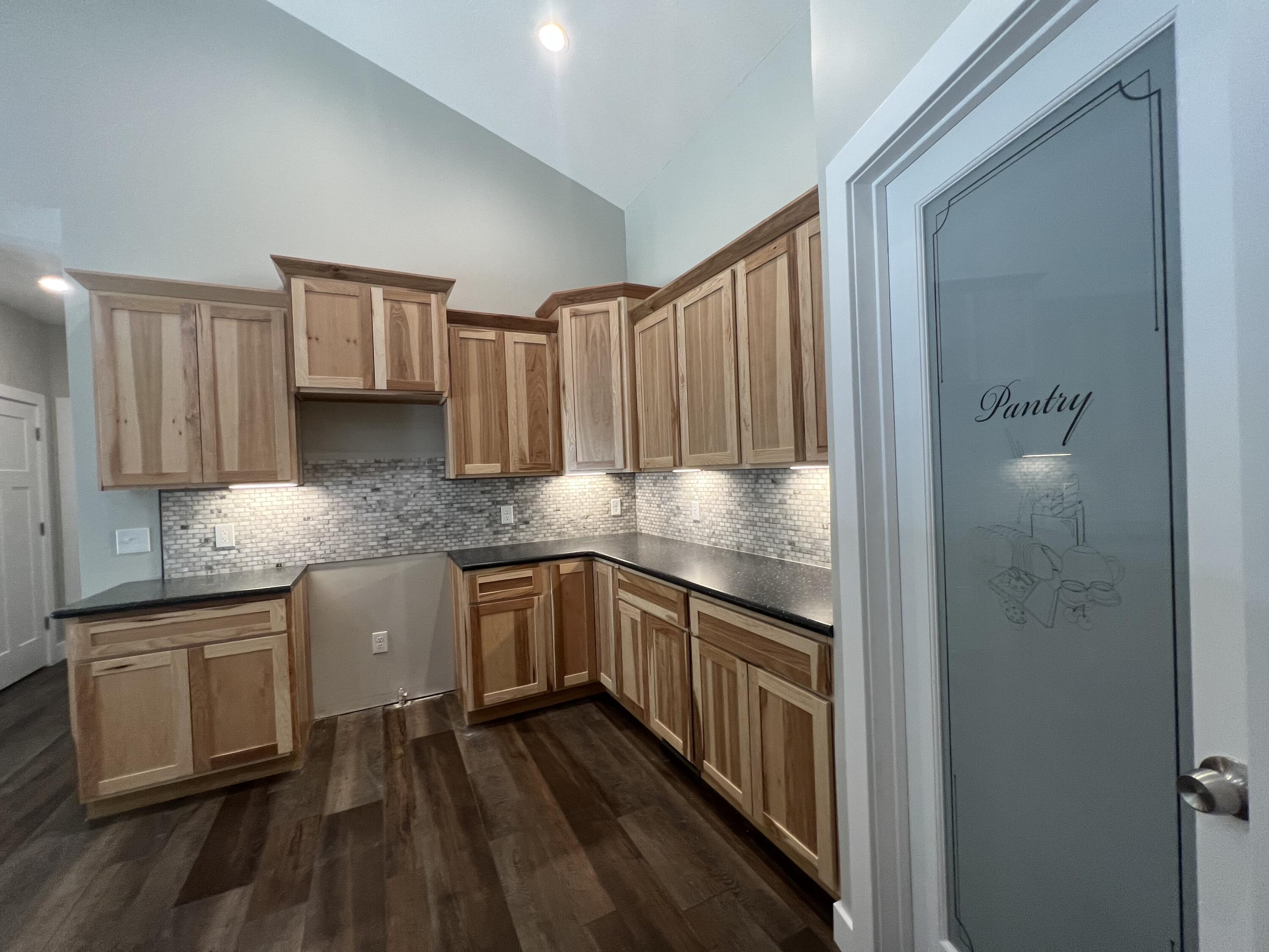 6430 West Jagger Road Ludington, MI 49431 - Photo 6 of 28 IMG_9479