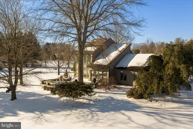 $1,075,000 | 2096 Holicong Road, New Hope, PA 18938