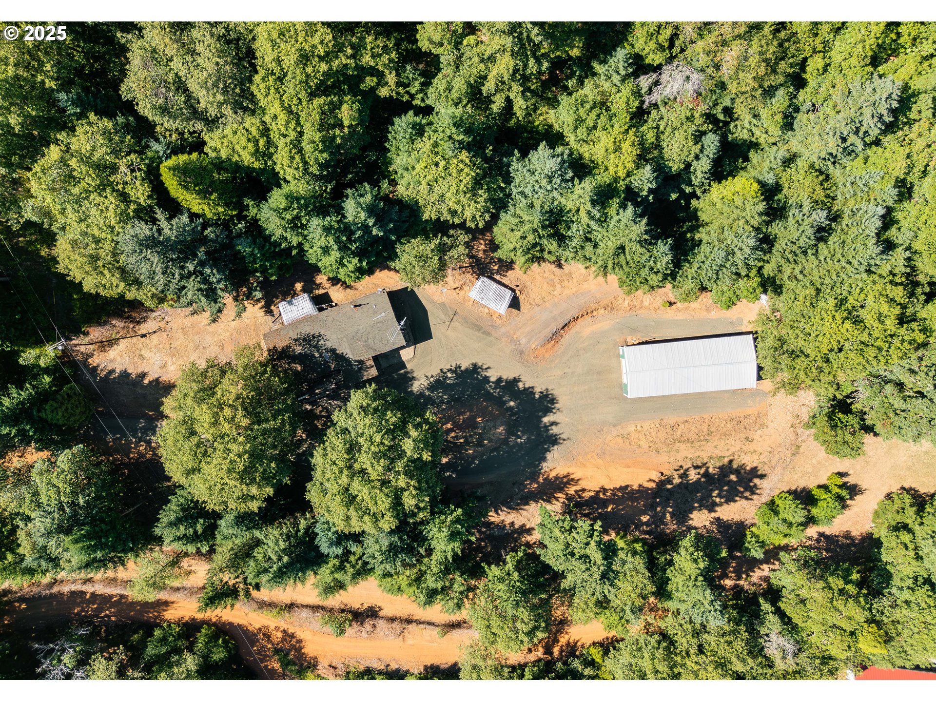 281 Callahan Road Roseburg, OR 97471 - Photo 34 of 39 an aerial view of a house with a yard