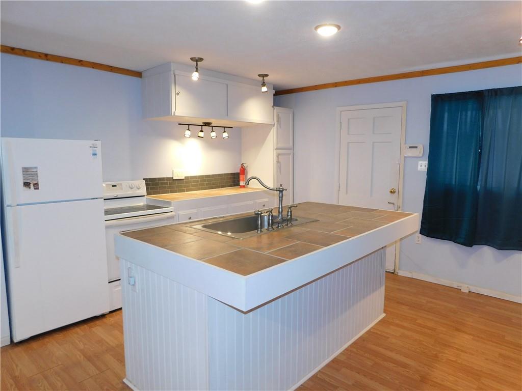 35 Pershing Avenue Uniontown, PA 15401 - Photo 14 of 28