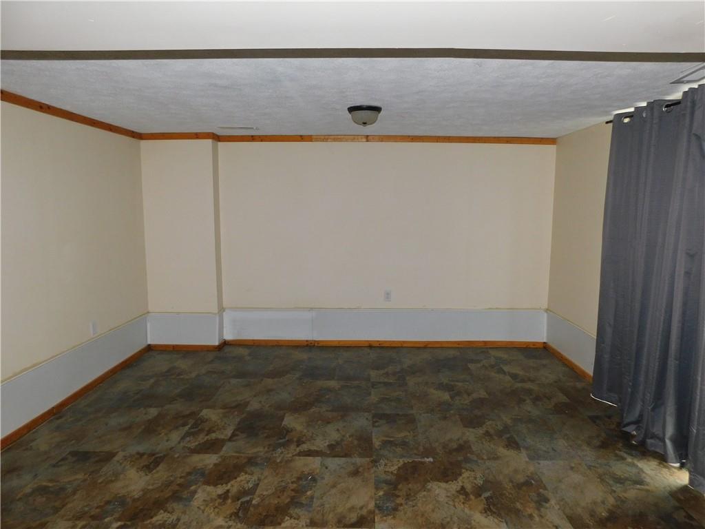 35 Pershing Avenue Uniontown, PA 15401 - Photo 25 of 28
