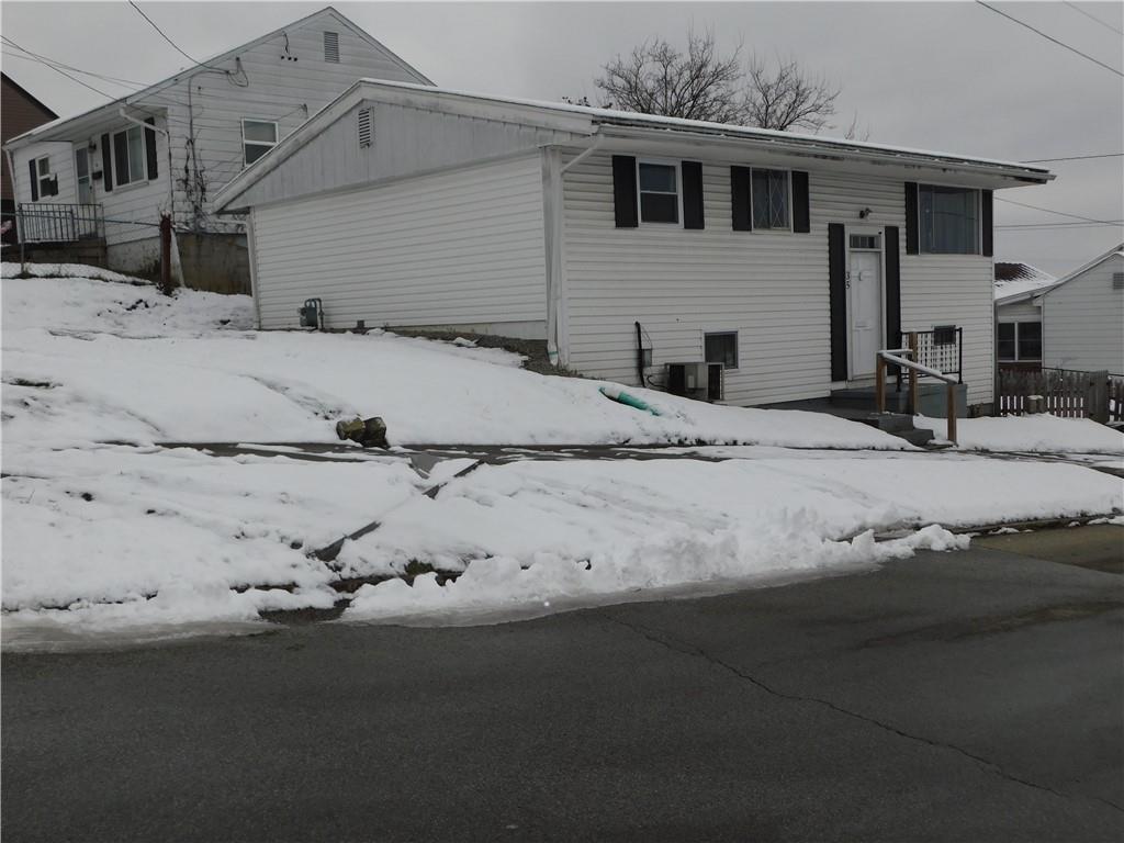 35 Pershing Avenue Uniontown, PA 15401 - Photo 4 of 28