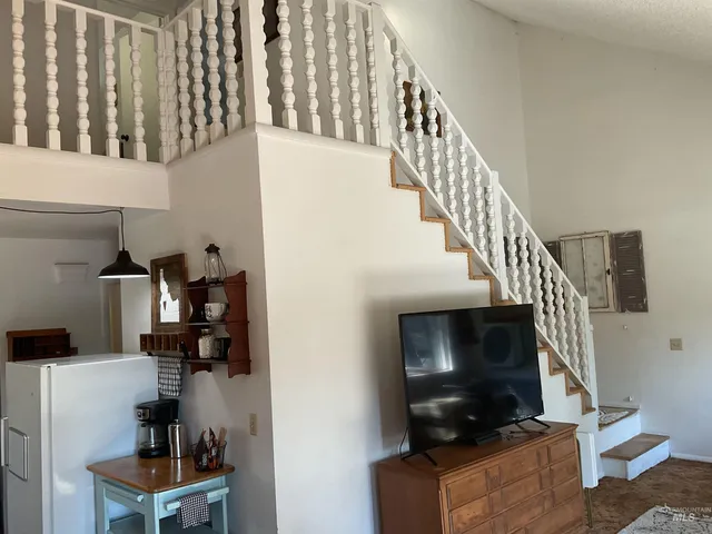 $330,000 | 314 Lapwai Street, Winchester, ID 83555