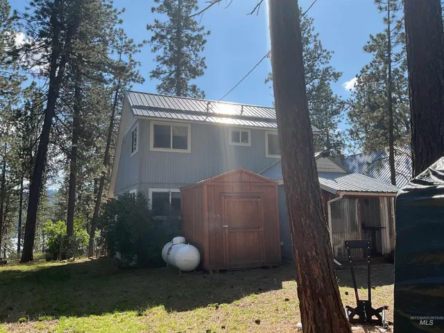 $330,000 | 314 Lapwai Street, Winchester, ID 83555