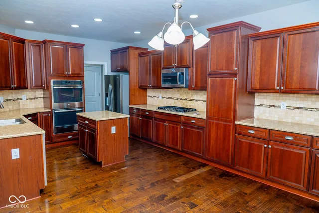 $790,000 | 6677 West May Apple Drive, McCordsville, IN 46055