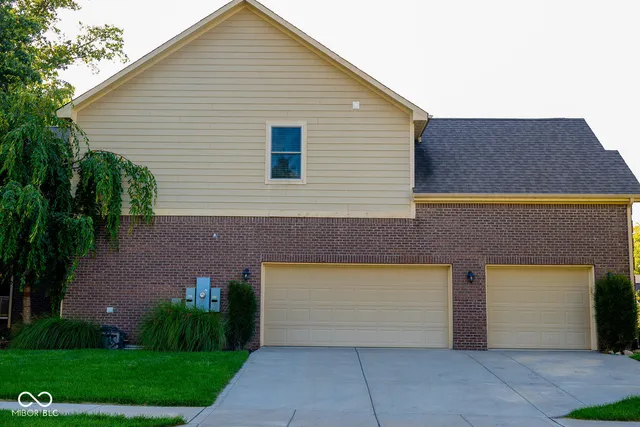 $790,000 | 6677 West May Apple Drive, McCordsville, IN 46055