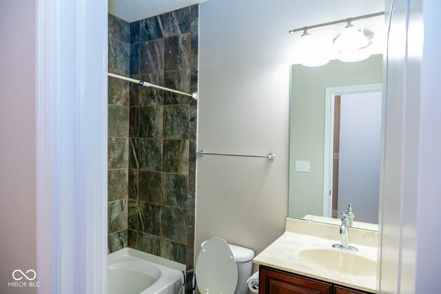 $790,000 | 6677 West May Apple Drive, McCordsville, IN 46055