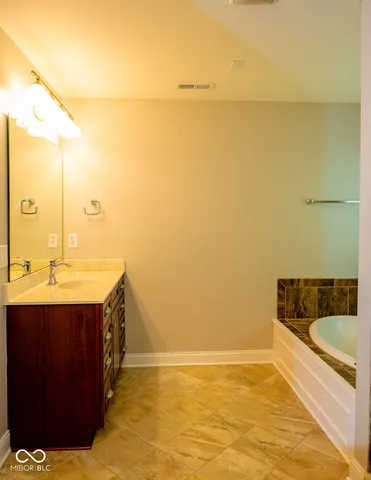 $790,000 | 6677 West May Apple Drive, McCordsville, IN 46055