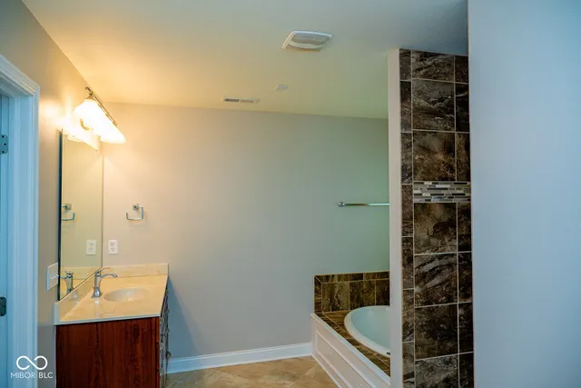 $790,000 | 6677 West May Apple Drive, McCordsville, IN 46055