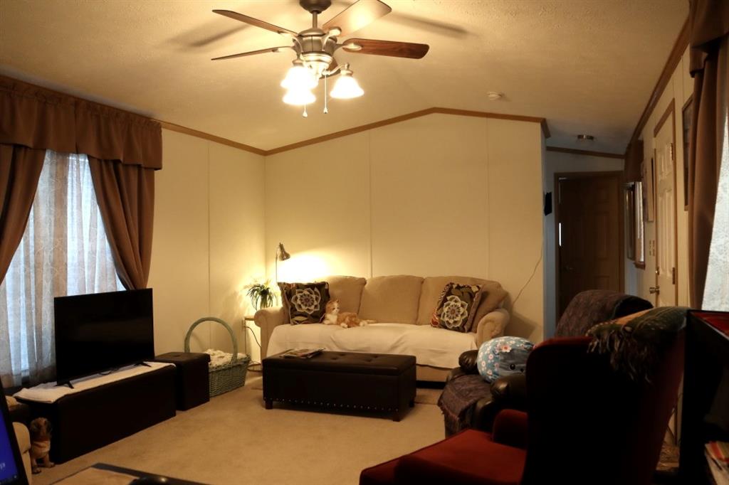 119 Hindman Road Butler, PA 16001 - Photo 5 of 6 Gallery Image 5
