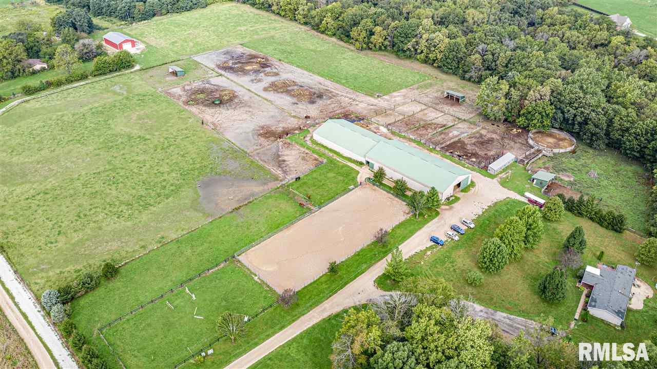 386 Kapraun Road Metamora, IL 61548 - Photo 2 of 35