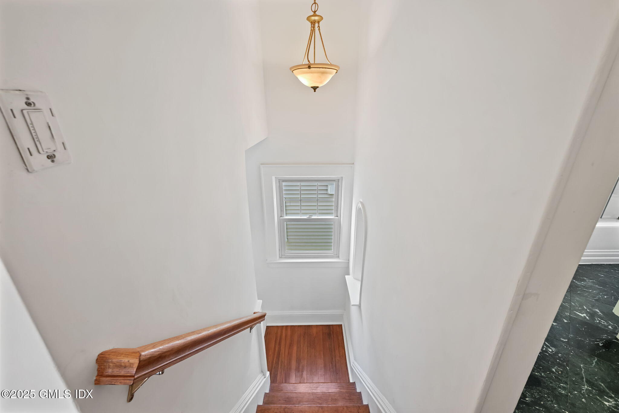 30 High Street Greenwich, CT 06830 - Photo 18 of 48 Stairs