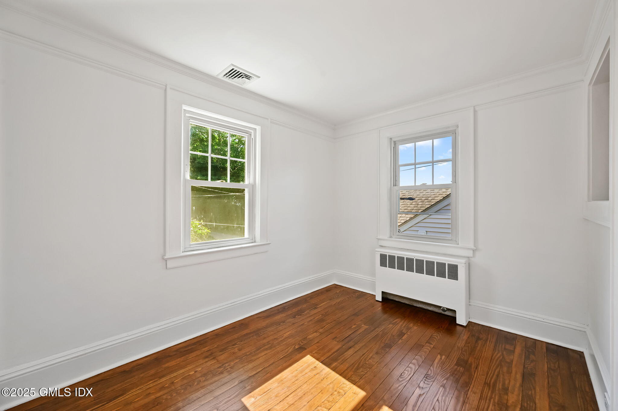 30 High Street Greenwich, CT 06830 - Photo 25 of 48 Third Bedroom