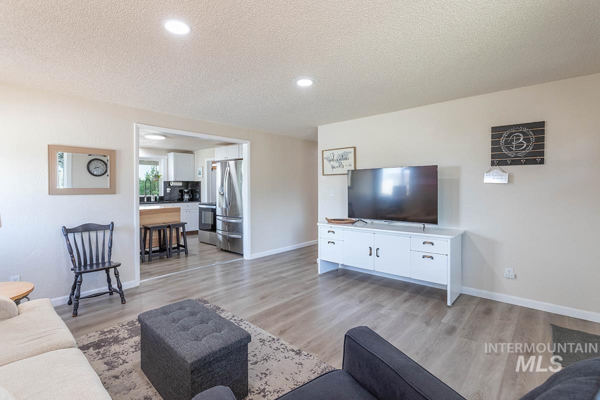9751 Gloria Road Middleton, ID 83644 - Photo 13 of 42