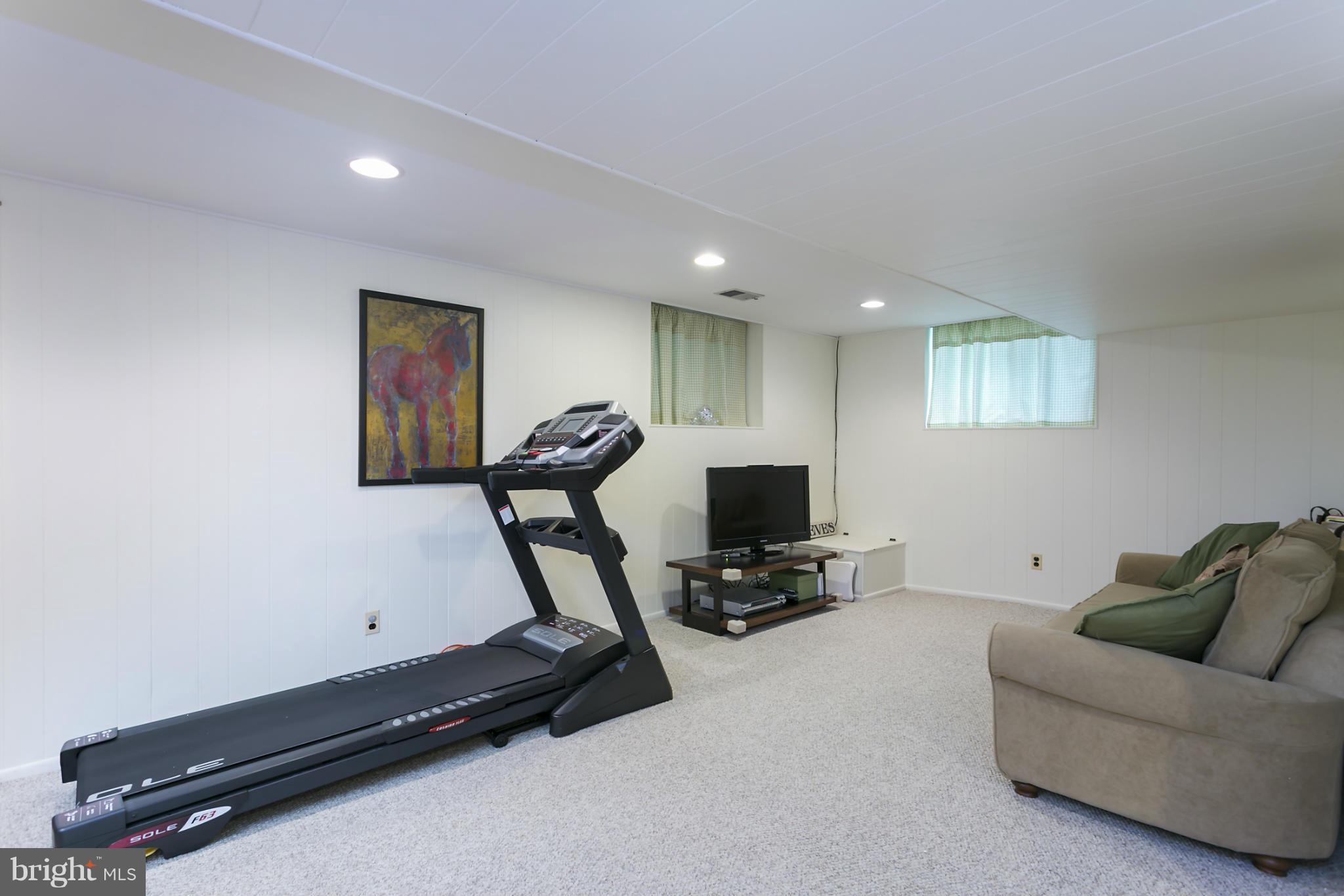 10834 Sandringham Road Cockeysville, MD 21030 - Photo 22 of 29 Interior (General)