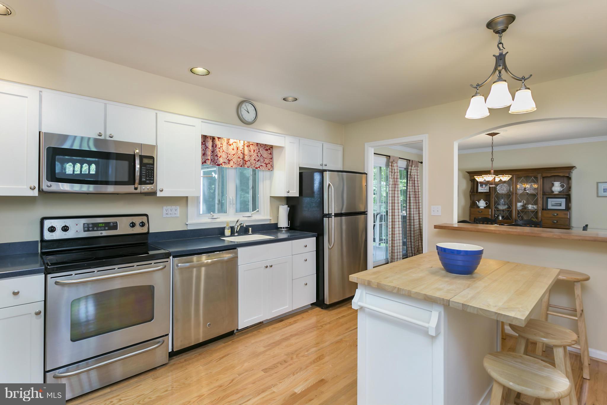 10834 Sandringham Road Cockeysville, MD 21030 - Photo 9 of 29 Kitchen