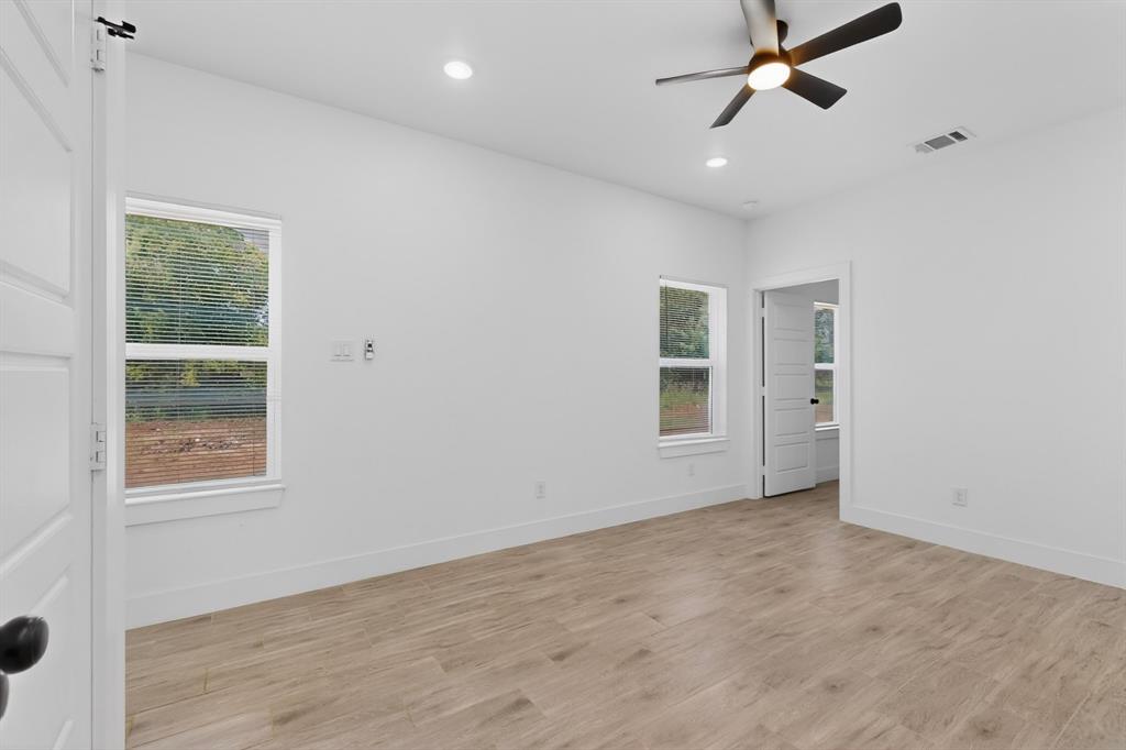 118 Mark Street, Unit D Sulphur Springs, TX 75482 - Photo 7 of 32