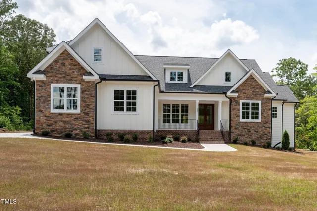 $739,900 | 225 Whistlers Cove, Louisburg, NC 27549