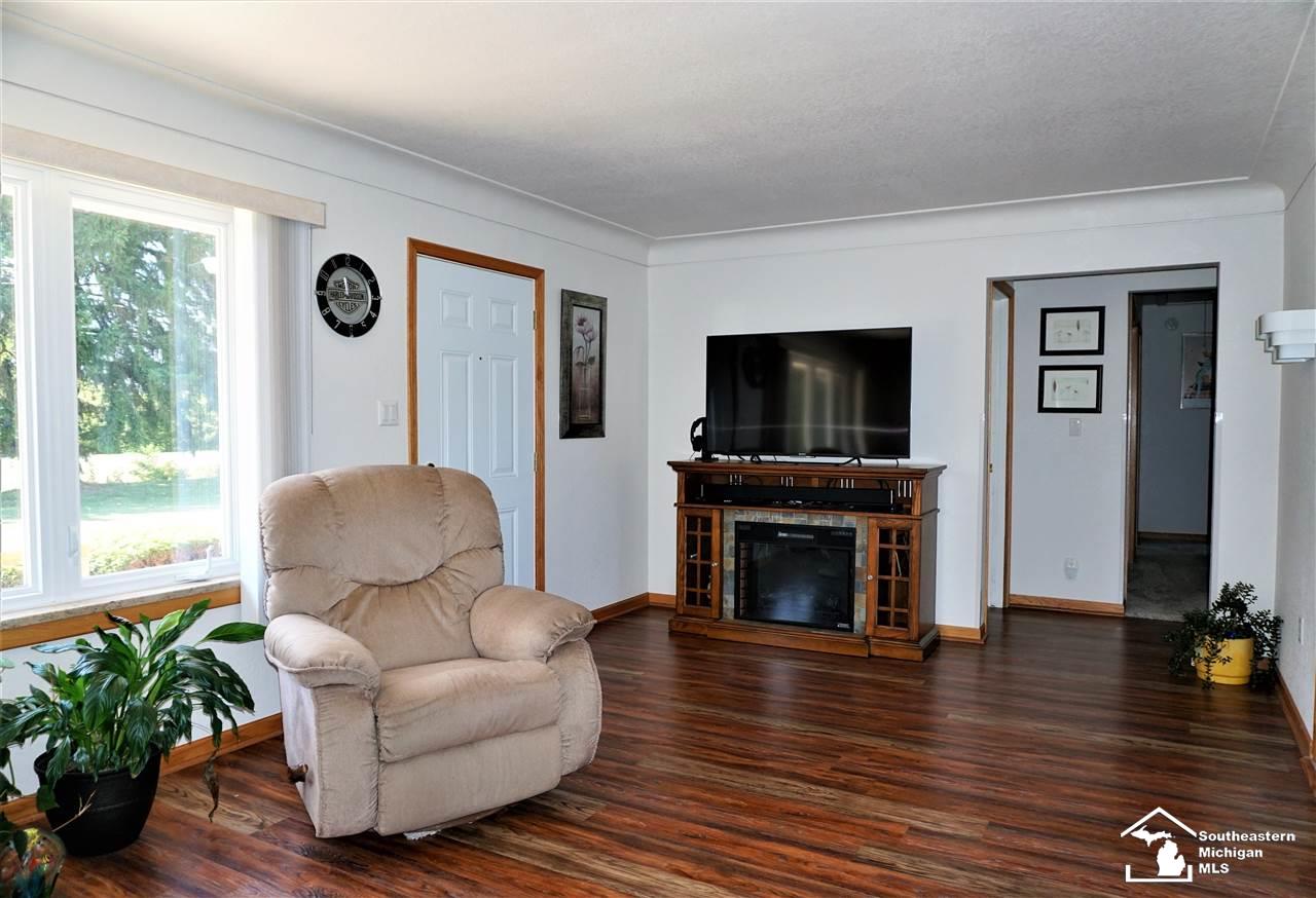 880 East Dean Road Temperance, MI 48182 - Photo 19 of 55