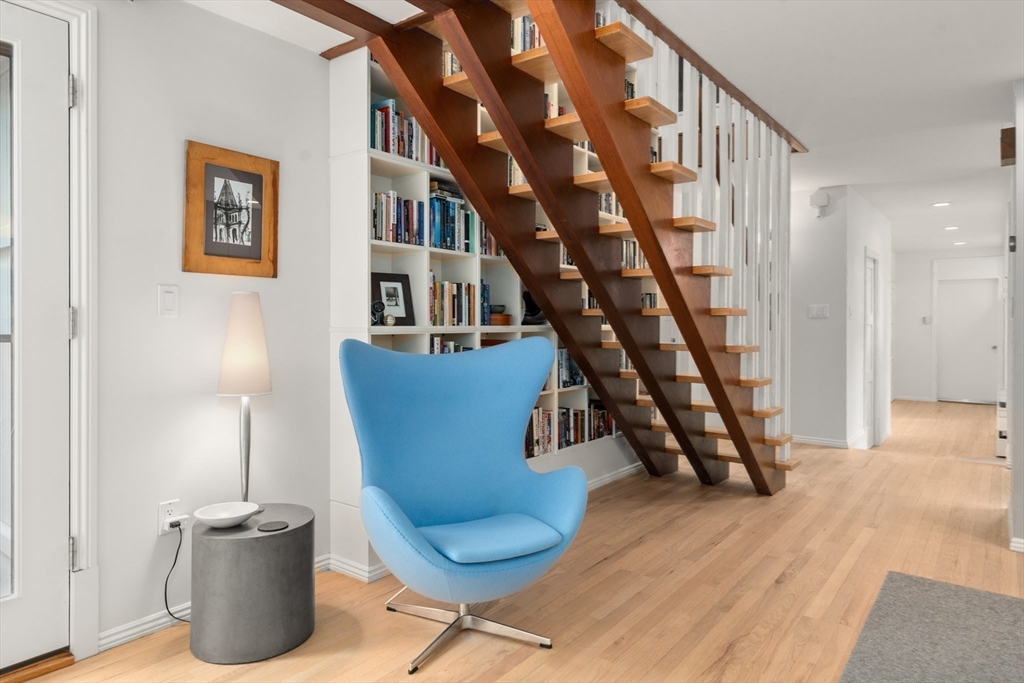 76 Norfolk Road Brookline, MA 02467 - Photo 12 of 24