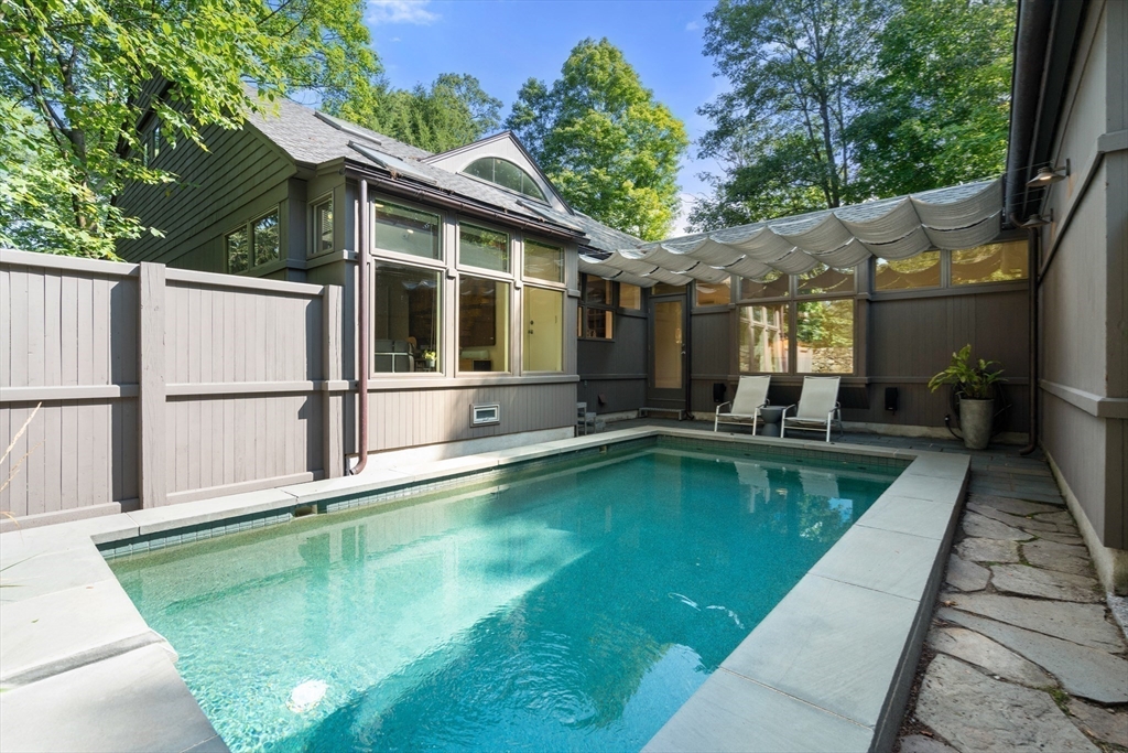 76 Norfolk Road Brookline, MA 02467 - Photo 16 of 24