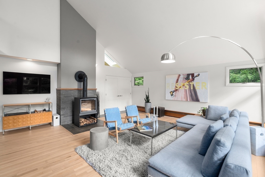 76 Norfolk Road Brookline, MA 02467 - Photo 7 of 24