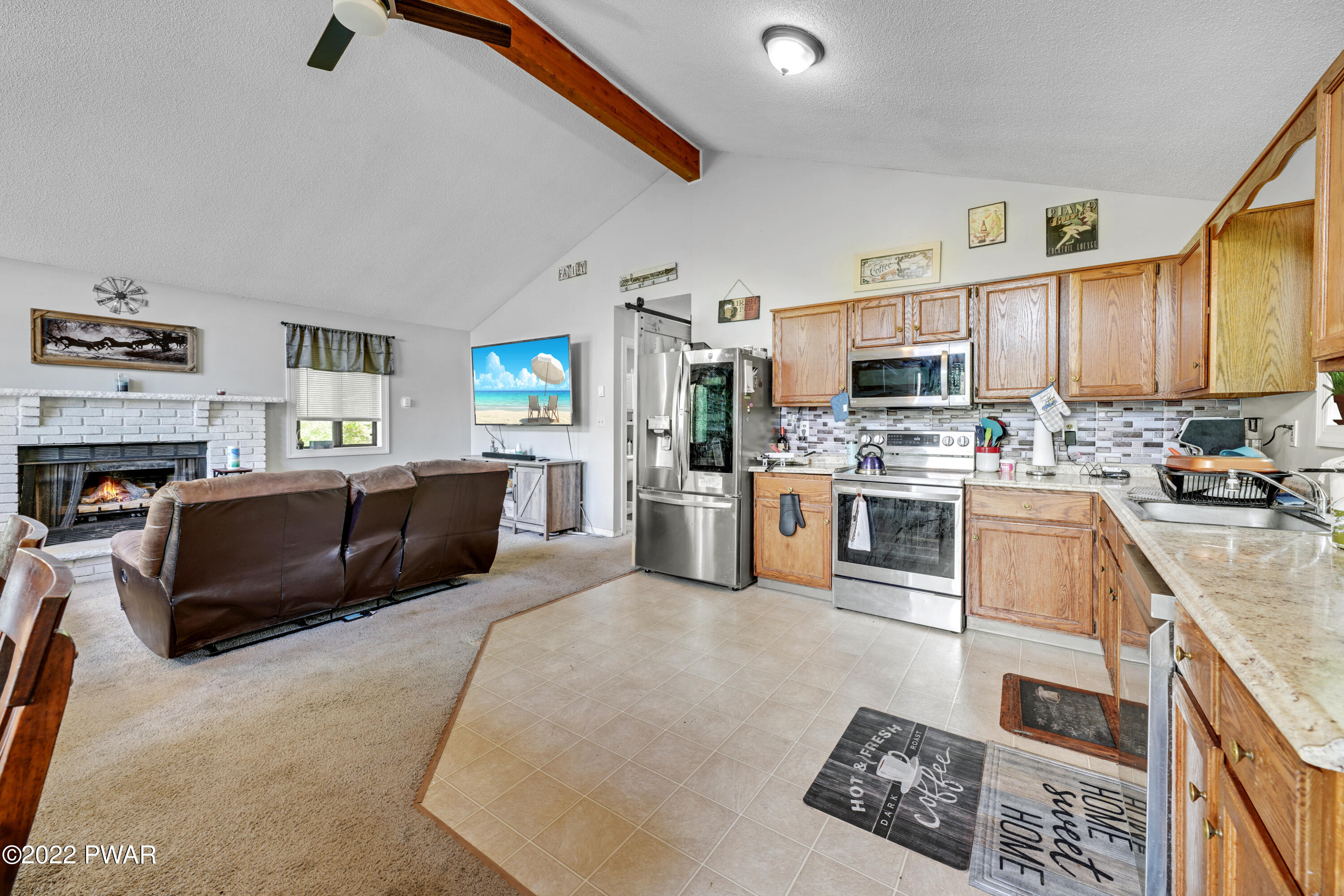 83 High Point Drive Lake Ariel, PA 18436 - Photo 5 of 21 dsc08398-dsc08402