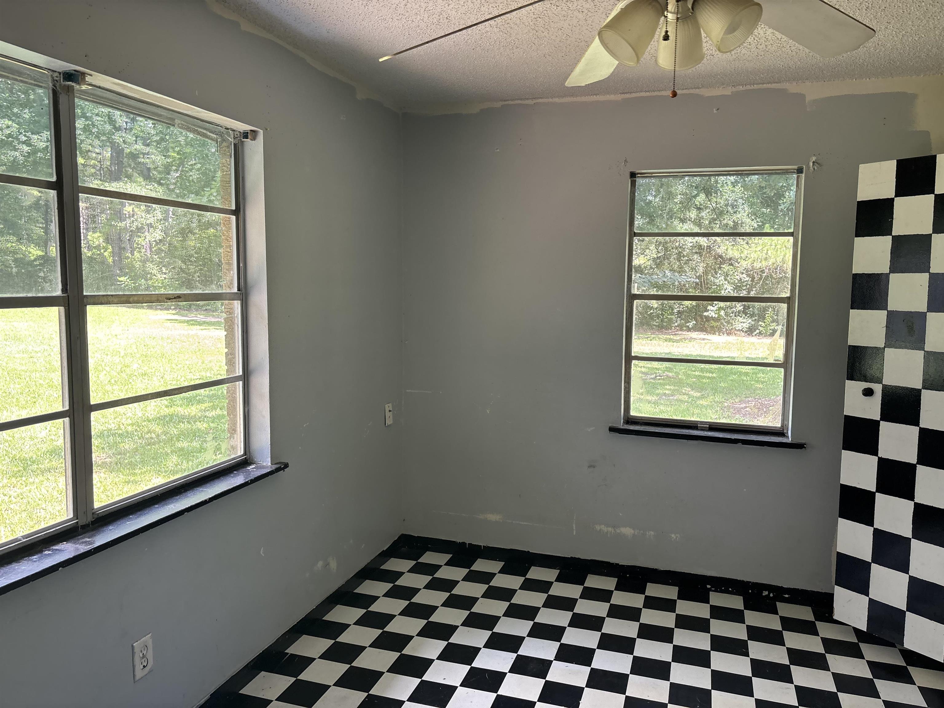 52 County Road 1875 Warren, TX 77664 - Photo 4 of 32