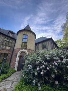 $1,150,000 | 113 Maple Avenue, Oil City, PA 16301