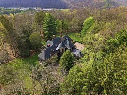 $1,150,000 | 113 Maple Avenue, Oil City, PA 16301