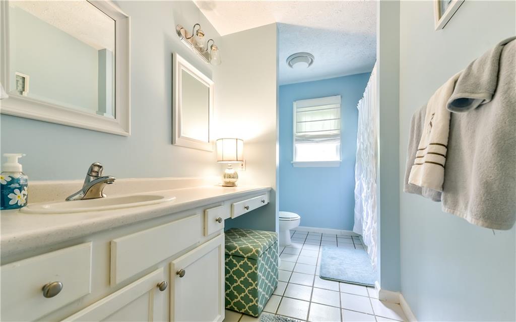 3844 Grove Road Gibsonia, PA 15044 - Photo 22 of 25 Second Full Bath