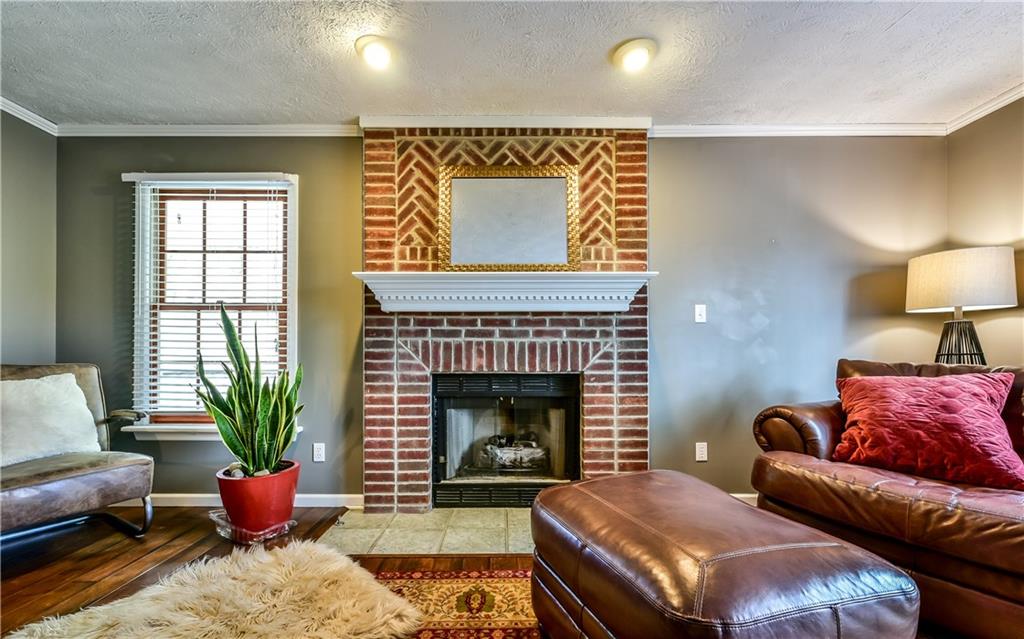 3844 Grove Road Gibsonia, PA 15044 - Photo 9 of 25 Family Room
