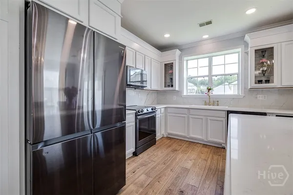 $2,800 | 8 Bushwood Drive, Savannah, GA 31407