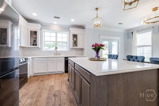 $2,800 | 8 Bushwood Drive, Savannah, GA 31407