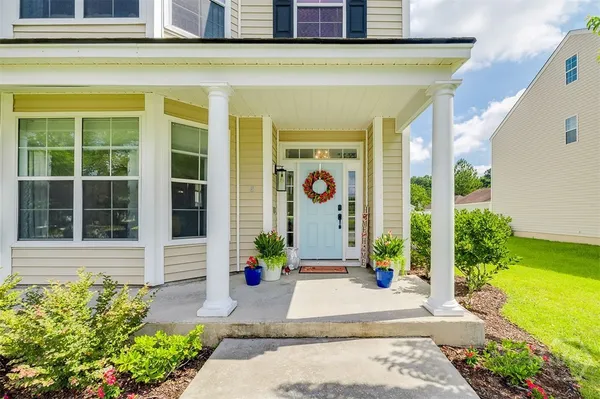 $2,800 | 8 Bushwood Drive, Savannah, GA 31407