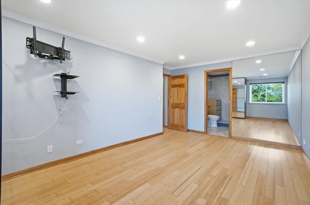 $210,000 | 1275 East Baldwin Lane, Unit 504, Palatine, IL 60074