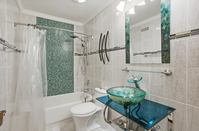 $210,000 | 1275 East Baldwin Lane, Unit 504, Palatine, IL 60074