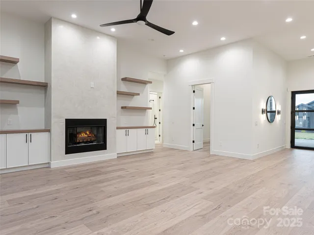 $875,000 | 419 Big Hl Drive, Unit 83, Arden, NC 28704