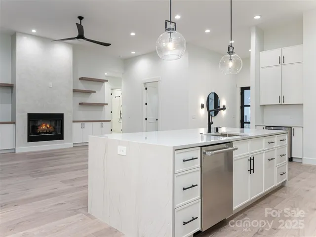 $875,000 | 419 Big Hl Drive, Unit 83, Arden, NC 28704