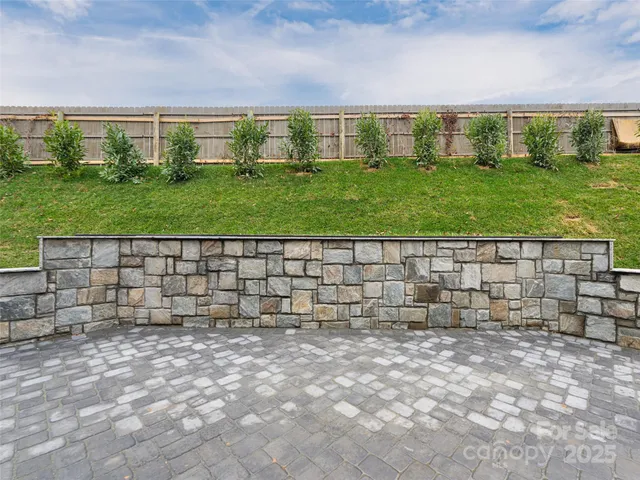 $875,000 | 419 Big Hl Drive, Unit 83, Arden, NC 28704